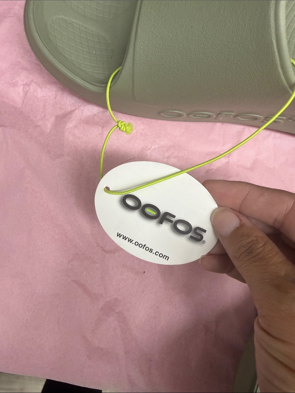 OOFOS - Picture 3 of 5